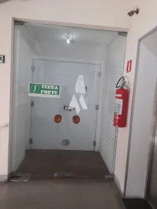 Sala Comercial para alugar, 3000m² no Centro, Santos