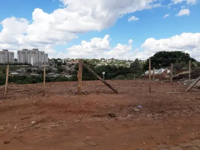 Lote/Terreno à venda, 300m² no Petrópolis, Passo Fundo