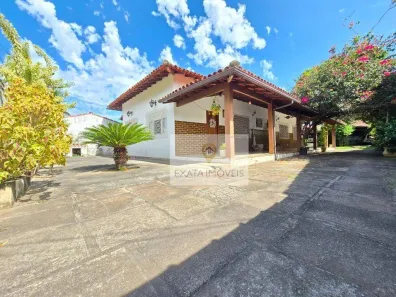 Casa com 3 Quartos à venda, 229m² no Extensão do Bosque, Rio das Ostras