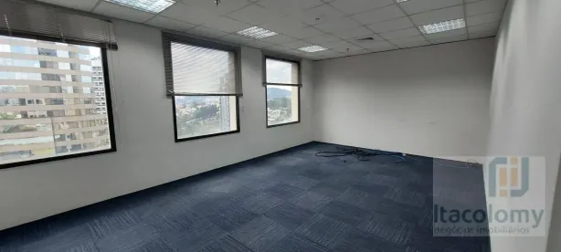 Sala Comercial para alugar, 720m² no Dezoito do Forte Empresarial/Alphaville., Barueri