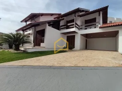 Casa com 3 Quartos à venda, 249m² no Centro, Palhoça
