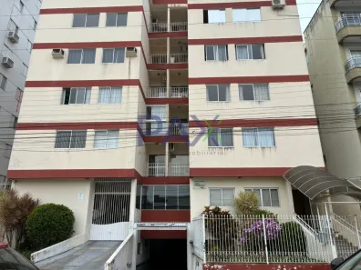 Apartamento com 3 Quartos à venda, 90m² no Balneário, Florianópolis