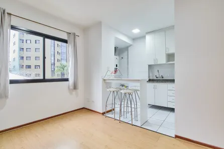 Apartamento com 1 Quarto para alugar, 31m² no Centro, Curitiba