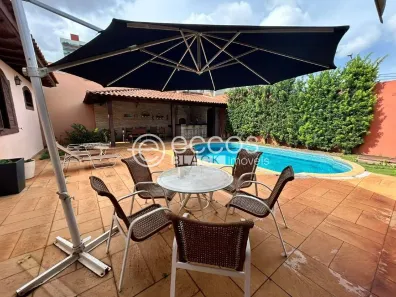 Casa com 6 Quartos à venda, 450m² no Lídice, Uberlândia
