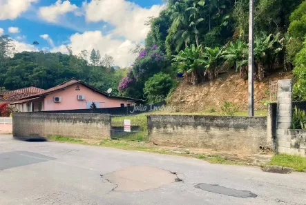 Lote/Terreno à venda, 546m² no Primeiro de Maio, Brusque