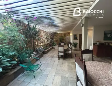 Casa com 5 Quartos à venda, 618m² no Setor Oeste, Goiânia