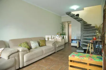 Sobrado com 3 Quartos à venda, 229m² no Nova Petrópolis, São Bernardo do Campo