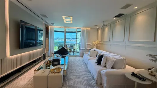 Apartamento com 3 Quartos à venda, 252m² no Coqueiros, Florianópolis