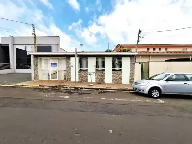 Casa com 3 Quartos para alugar, 255m² no Vila Claudia, Limeira