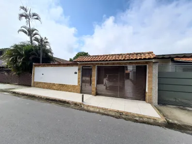 Casa com 3 Quartos à venda, 250m² no Campo Alegre, Itatiaia