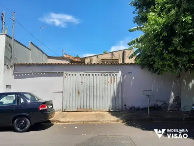 Casa com 2 Quartos à venda, 87m² no Centro, Uberaba