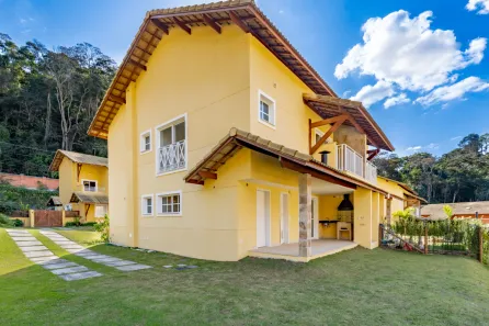 Casa de Condomínio com 4 Quartos à venda, 600m² no Itaipava, Petrópolis