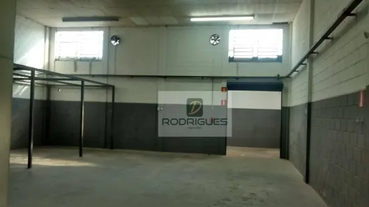 Galpão/Depósito/Armazém à venda, 330m² no Rudge Ramos, São Bernardo do Campo