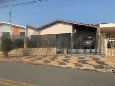Casa com 4 Quartos à venda, 216m² no Parque São Quirino, Campinas