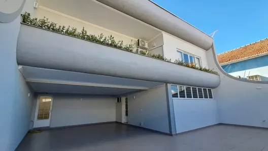 Sobrado com 3 Quartos à venda, 271m² no Centro, Botucatu