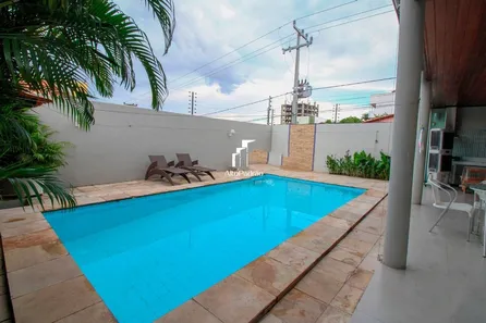 Casa com 3 Quartos à venda, 412m² no São Pedro, Teresina