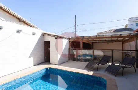 Casa com 5 Quartos à venda, 440m² no Santa Amélia, Belo Horizonte