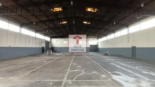 Galpão/Depósito/Armazém para alugar, 950m² no Várzea do Palácio, Guarulhos
