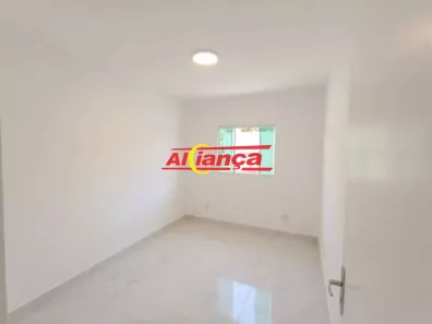 Sala Comercial para alugar, 15m² no Jardim Santa Mena, Guarulhos