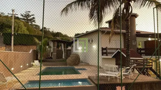 Fazenda/Sítio com 3 Quartos à venda, 1000m² no Chácaras Alpina, Valinhos