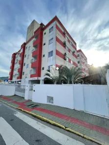 Apartamento com 2 Quartos para alugar, 58m² no Real Parque, São José