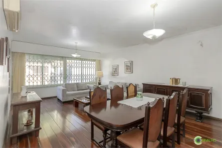 Casa com 5 Quartos à venda, 442m² no Três Figueiras, Porto Alegre