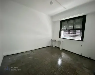 Sala Comercial à venda, 37m² no Centro, Nova Friburgo