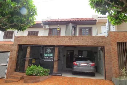 Sobrado com 2 Quartos à venda, 240m² no Centro, Cascavel