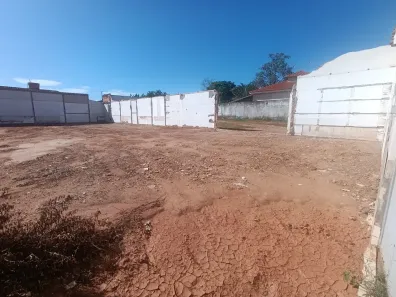 Lote/Terreno à venda, 807m² no Parque Real, Caldas Novas