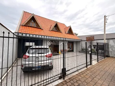 Imóvel Comercial à venda, 385m² no Novo Mundo, Curitiba