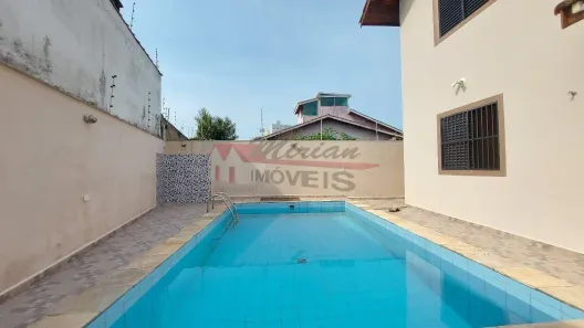 Casa com 4 Quartos à venda, 160m² no Centro, Peruíbe