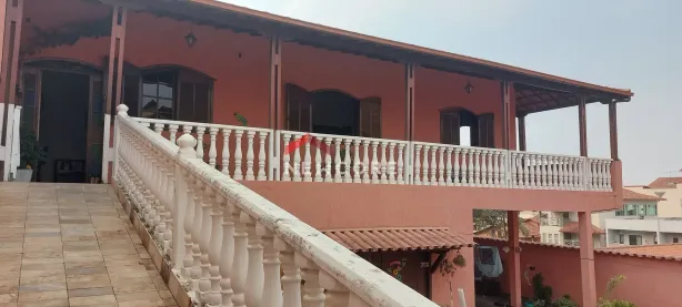 Casa com 3 Quartos à venda, 360m² no Camilo Alves, Contagem