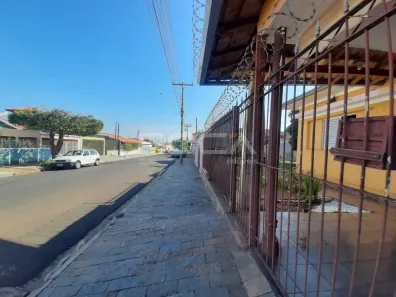 Casa com 3 Quartos à venda, 180m² no Vila Carmem, São Carlos