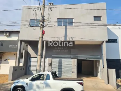 Ponto Comercial para alugar, 115m² no Laranjeiras, Uberlândia