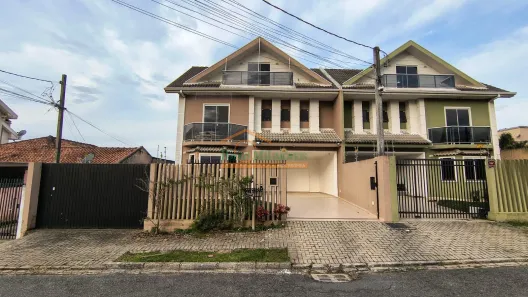 Sobrado com 3 Quartos para alugar, 200m² no São Braz, Curitiba