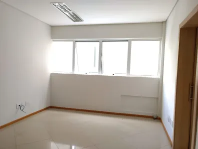 Sala Comercial à venda, 21m² no Centro, Curitiba