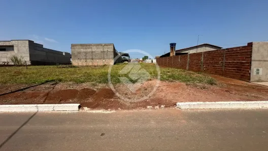 Lote/Terreno à venda, 302m² no Parque Benjamin, Hidrolândia