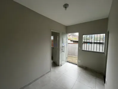 Casa com 1 Quarto para alugar, 45m² no Minascaixa, Belo Horizonte