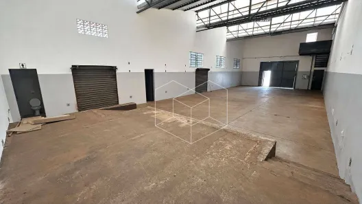Galpão/Depósito/Armazém para venda ou aluguel, 330m² no Jardim Maria Luiza IV, Jaú