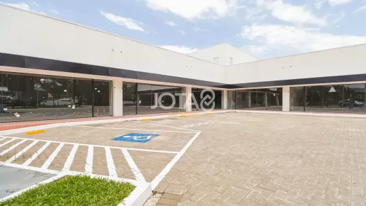 Sala Comercial para alugar, 239m² no Santo Inácio, Curitiba
