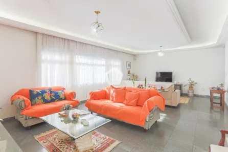 Casa com 5 Quartos à venda, 353m² no Jardim da Glória, São Paulo