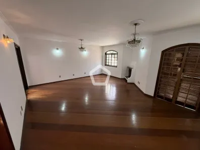Sobrado com 4 Quartos à venda, 308m² no Vila Fernandes, São Paulo