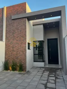 Casa com 3 Quartos à venda, 77m² no Esmeralda, Cascavel