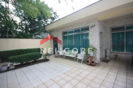 Casa com 3 Quartos à venda, 350m² no Vila Hamburguesa, São Paulo