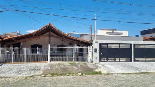 Casa com 2 Quartos à venda, 73m² no Maracanã, Praia Grande