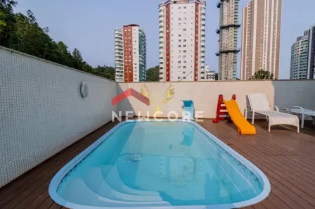 Apartamento com 3 Quartos à venda, 180m² no Pioneiros, Balneário Camboriú