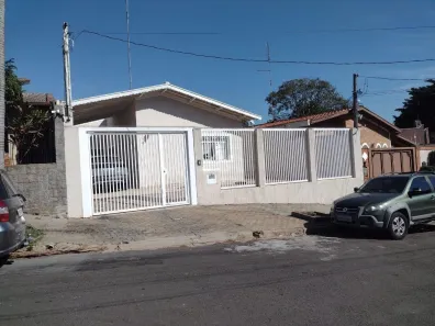 Casa com 3 Quartos à venda, 137m² no Parque São Quirino, Campinas