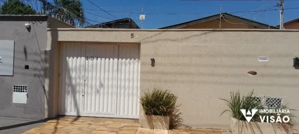 Casa com 2 Quartos para alugar, 172m² no Santa Maria, Uberaba