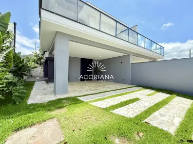 Casa com 3 Quartos à venda, 162m² no Rio Tavares, Florianópolis