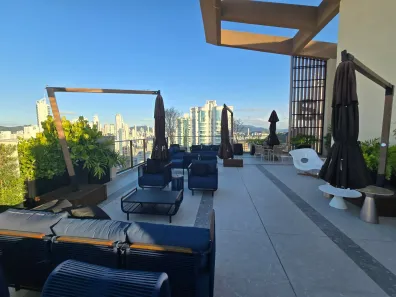 Apartamento com 4 Quartos à venda, 140m² no Centro, Balneário Camboriú